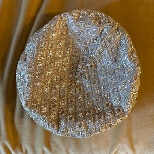 Erik Javitz New with tags Embellished gold Beret